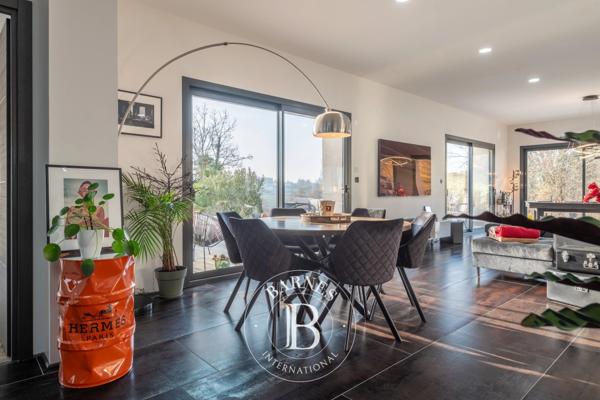 Sainte-Foy-lès-Lyon, Maison 5 Chambres -  212 m² à vendre