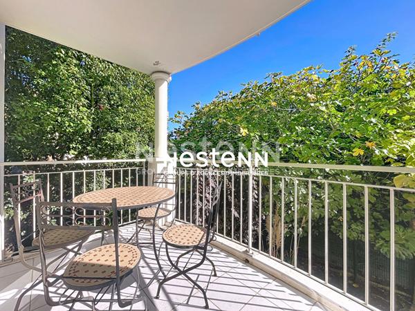 GOLFE JUAN - T3 59m² - parking - Cave