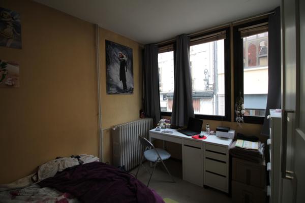 Immeuble
                                                                                                                                                
                                                                                                                                                
                                                                                                                                                
                                                    
                                                                                                                                                                                                                                                                                                                        100  m²                                                                                                                                                                                                         2 etage(s)