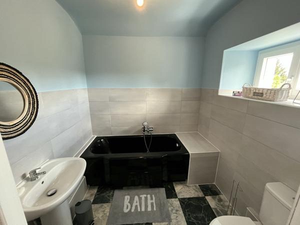 Maison à vendre |  Saint-Hilaire-la-Plaine |  5 pièces | 129 m²