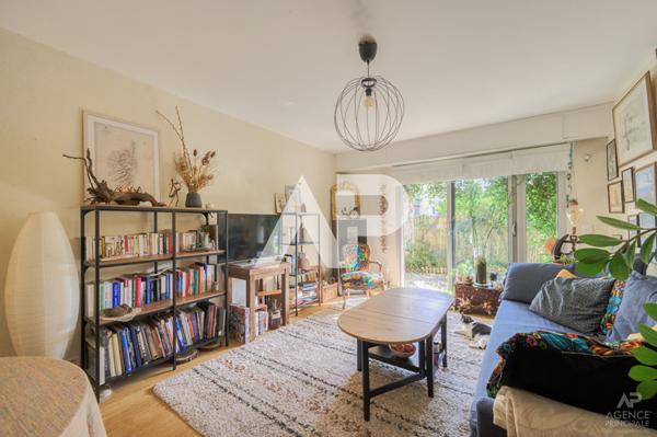 Appartement Rueil Malmaison 2 pièce(s) 52.42 m2 €290 000 ** - Référence 19050