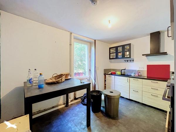 Maison à vendre 223 650 € Crozon 8 p 145 m² DPE F