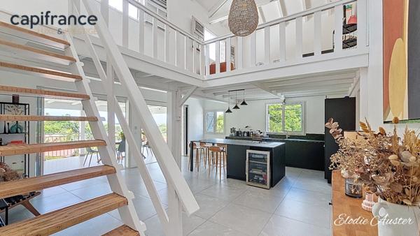 Villa contemporaine vue mer et un appartement T3