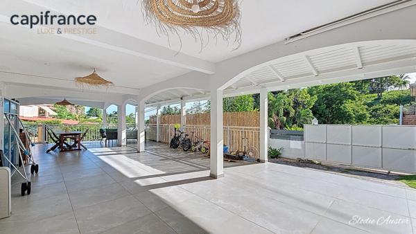 Villa contemporaine vue mer et un appartement T3