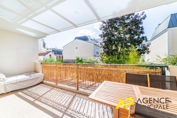 Appartement La Garenne Colombes 3 pièces 64.25 m2 €525 000 ** - Référence 445CLR