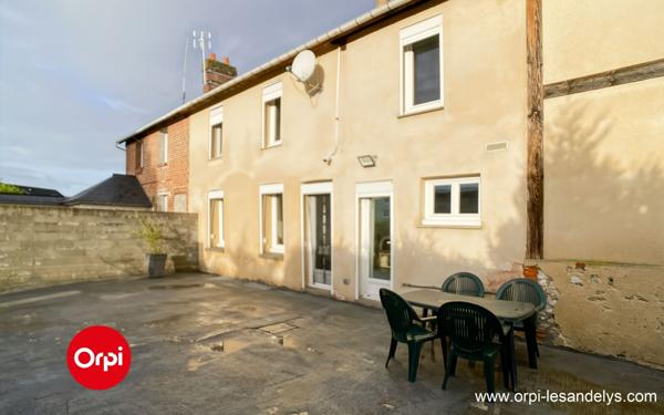 Maison à vendre    4 pièces • 103 m2 Boos