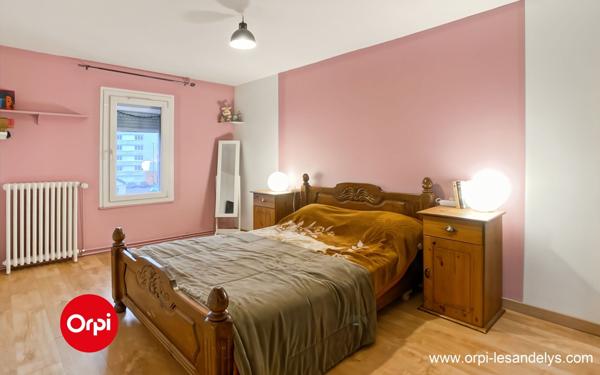 Maison à vendre    4 pièces • 103 m2 Boos