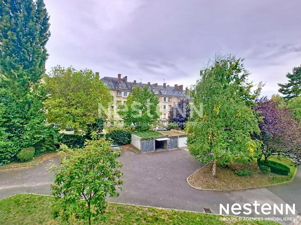 À vendre appartement 4 pièces de 80m² proche gare à Saint Cyr l'École
