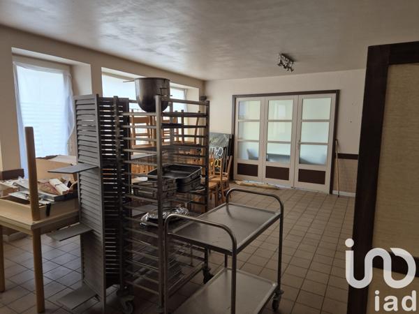 Maison 7 pièces de 200 m² à Callac (22160)