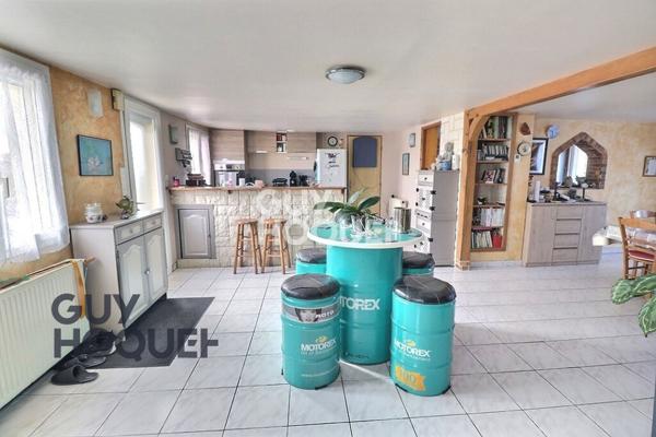 Maison familiale à la campagne à seulement 15minutes de Bernay.