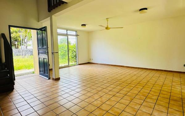 Maison à vendre    4 pièces •  Kourou