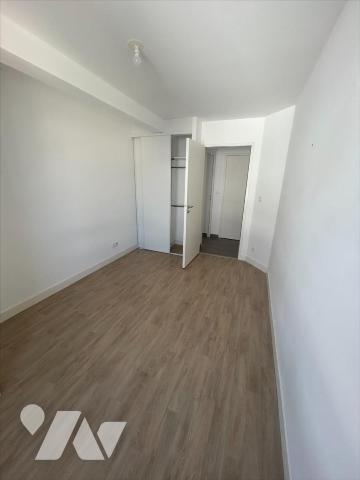 Lorient , T3 avec terrasse