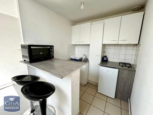 Appartement à louer 2 pièces 28.25m² Roanne (42300)