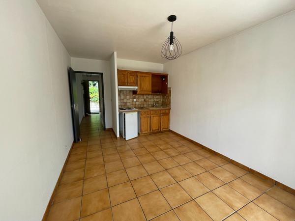 Appartement Breuillet 1 pièce(s) 29 m2