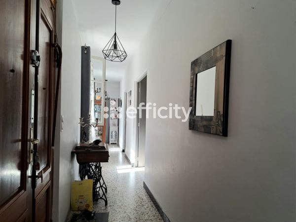 Maison
         4 pièces
        - 250 m² 250 000 € *