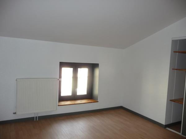 MONTBRISON CENTRE VILLE MAGNIFIQUE DUPLEX DE 88 M² AVEC GARAGE REFAIT A NEUF Montbrison (42600)