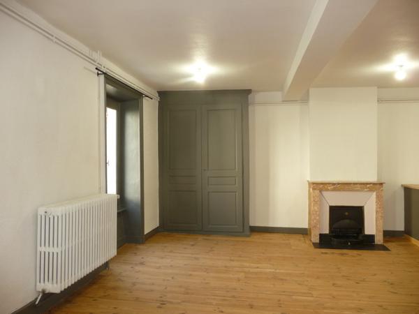 MONTBRISON CENTRE VILLE MAGNIFIQUE DUPLEX DE 88 M² AVEC GARAGE REFAIT A NEUF Montbrison (42600)