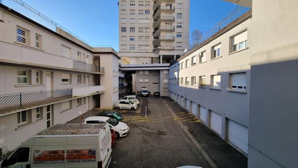 STUDIO entre Beaumont et Trespoey