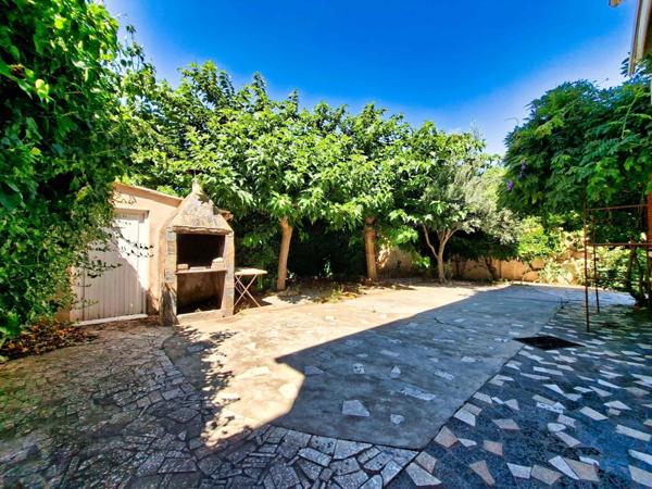 Maison 3 faces à rénover