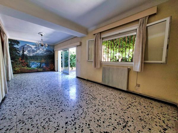 Maison 3 faces à rénover