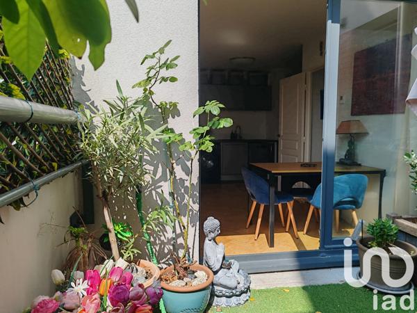 Apartment for sale 3 rooms 64 m² Bois-Colombes