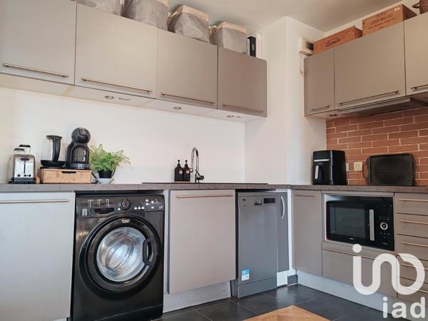 Apartment for sale 3 rooms 64 m² Bois-Colombes