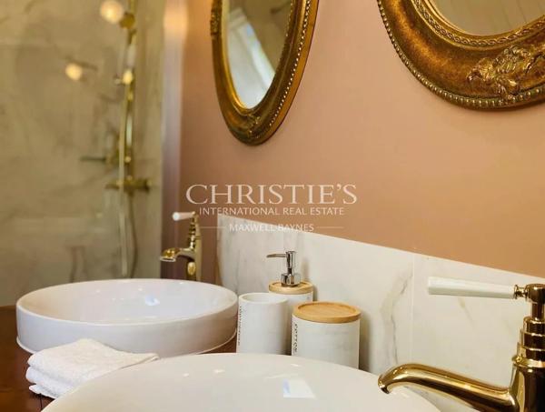 Magnifique château du XIXe siècle rénové, au charme intemporel, aux portes de Bordeaux