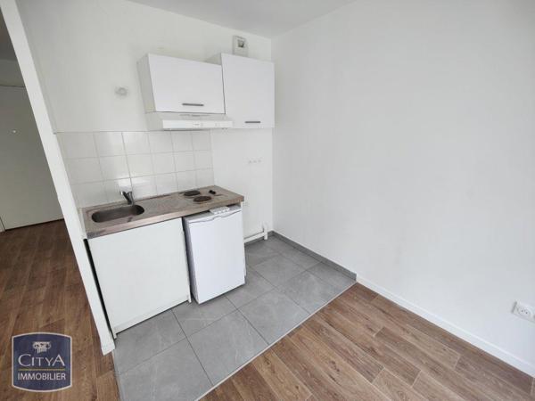 Appartement à louer 1 pièce 27.99m²