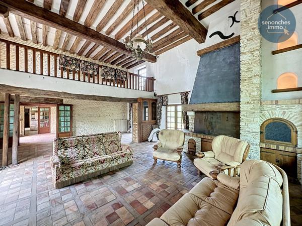 Manoir percheron à rénover à Saint-Victor-de-Buthon – Demeure historique de caractère dans le Perche