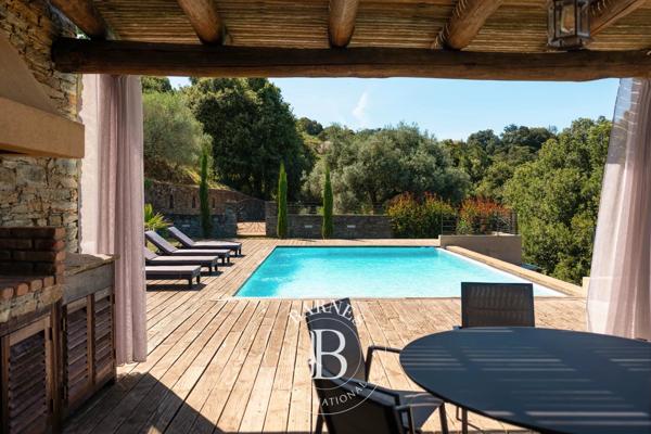 Sorbo-Ocagnano, Villa 4 Chambres -  223 m² à vendre