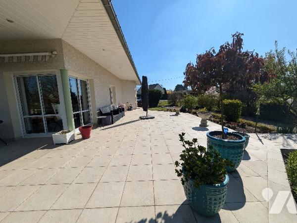 LA GRANGE AUX BOIS - Pavillon en parfait état de 201m² avec terrain de 5711m²