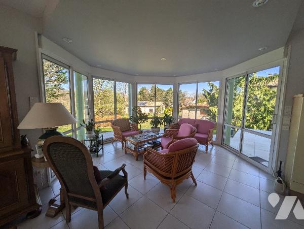 LA GRANGE AUX BOIS - Pavillon en parfait état de 201m² avec terrain de 5711m²