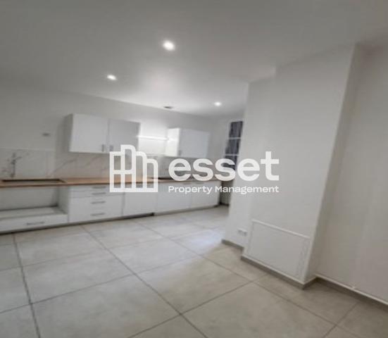 Location Appartement 4 pièces 103 m² - Paris 75015