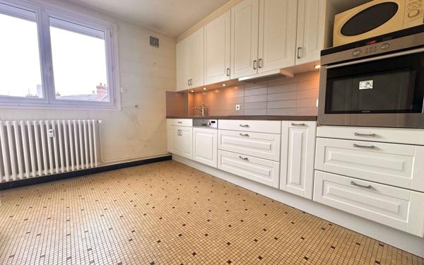 Appartement à vendre    3 pièces • 67,22 m2 Darnétal