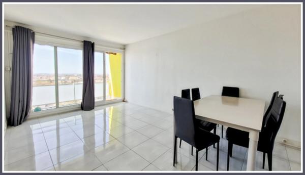 Appartement à vendre 2 pièces RIS ORANGIS (91) - Dernier étage avec vue dégagée - idéal investisseur ou primo accédant