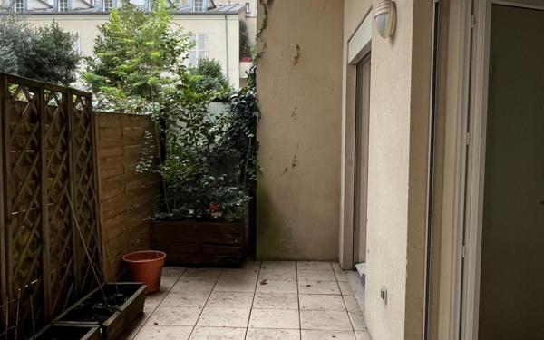 Appartement à vendre    2 pièces • 44,48 m2 Paris 12