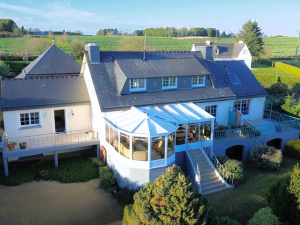 Maison 16 pièces - 340 m²