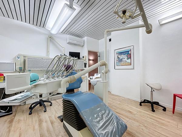 A vendre : bureaux + fond de commerce chirurgien dentiste 13008 Marseille