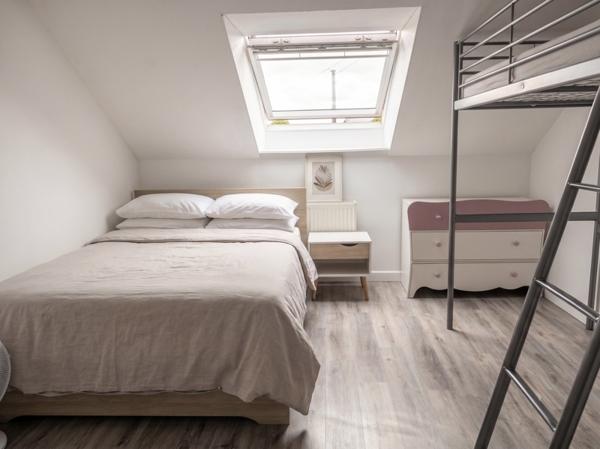 Maison à vendre 285 000 € Châbons 5 p 120 m² DPE C