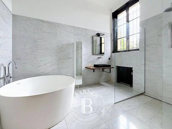 Mouvaux, Appartement 2 Chambres -  239 m² à vendre