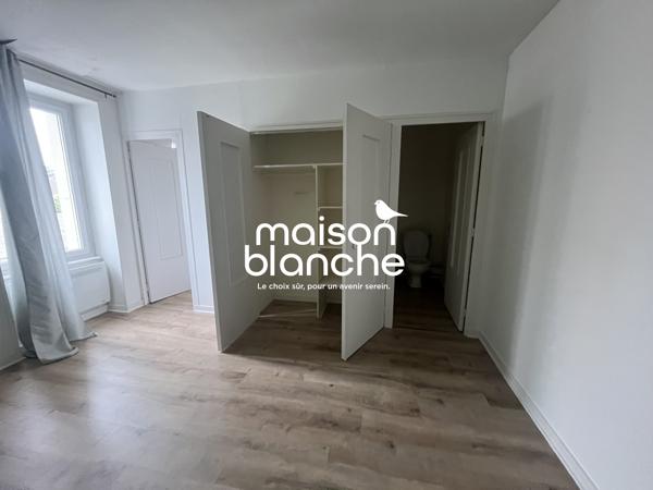 Appartement à louer, 2 pièces - Parthenay 79200