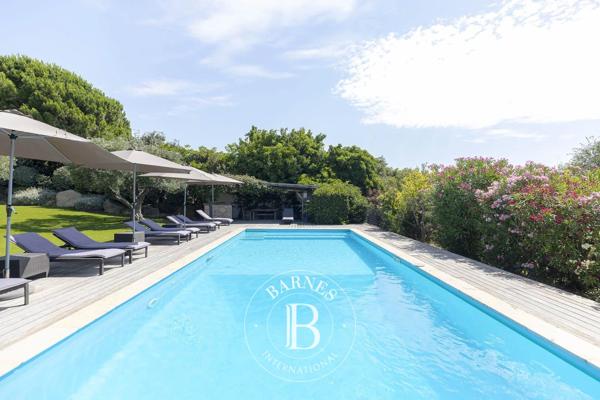 Sainte-Lucie-de-Porto-Vecchio, Villa 7 Chambres -  250 m² à vendre