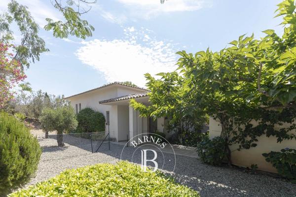 Sainte-Lucie-de-Porto-Vecchio, Villa 7 Chambres -  250 m² à vendre