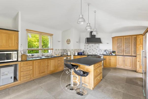 Sainte-Lucie-de-Porto-Vecchio, Villa 7 Chambres -  250 m² à vendre