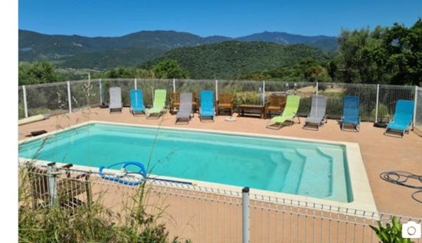 Maison 26 pièces - 500 m²