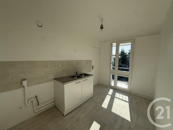 Appartement F4 à vendre  4 pièces - 77,24 m2 YERRES - 91