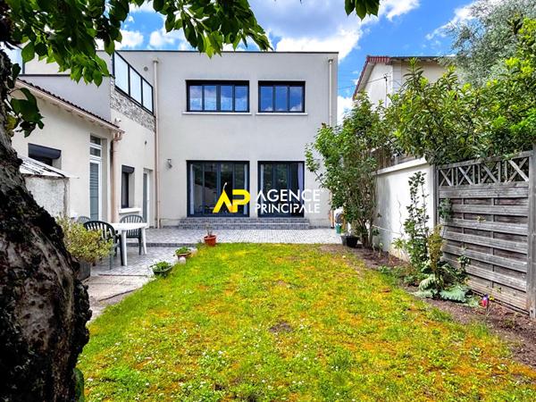 Sartrouville - Les Dix Arpents - Maison 7 pièces 125 m2 avec dépendance et garage 740 000 € **  - Référence  9580
