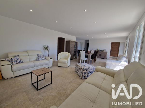 Maison à vendre 4 pièces 99,77 m² Nieul-sur-Mer