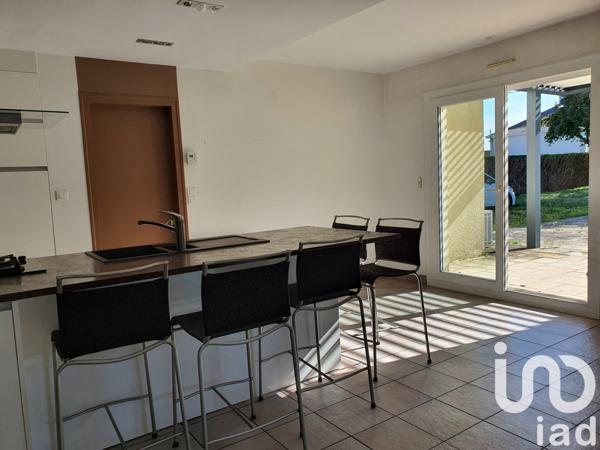 Maison 6 pièces de 134 m² à Essarts en Bocage (85140)