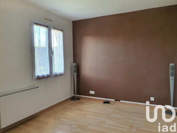 Maison 6 pièces de 134 m² à Essarts en Bocage (85140)